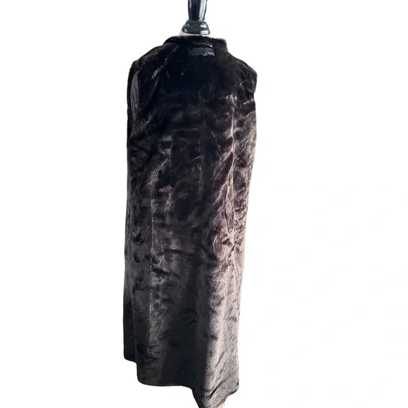 Utex Dark Brown Fur Coat - Picture 7 of 16